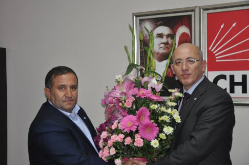  Kerim ÖZER CHP Bayraklı Belediye Başkan Aday Adayı Oldu
