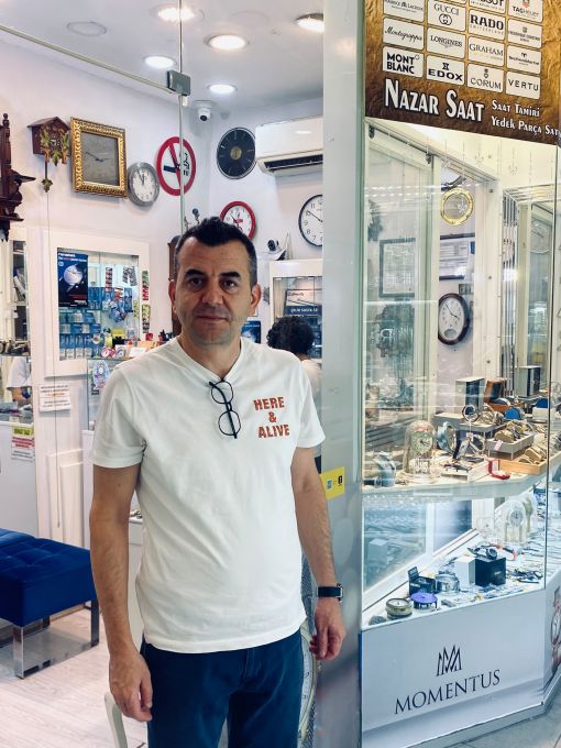 Karşıyaka Çarşısı Saat Tamircisi 